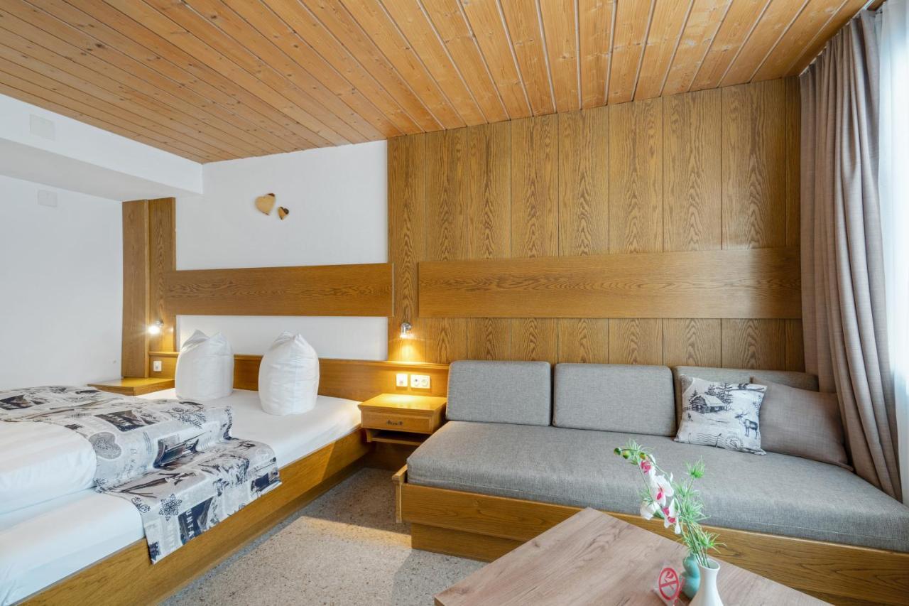 Ferienwohnung Haus Derby Samnaun Exterior foto